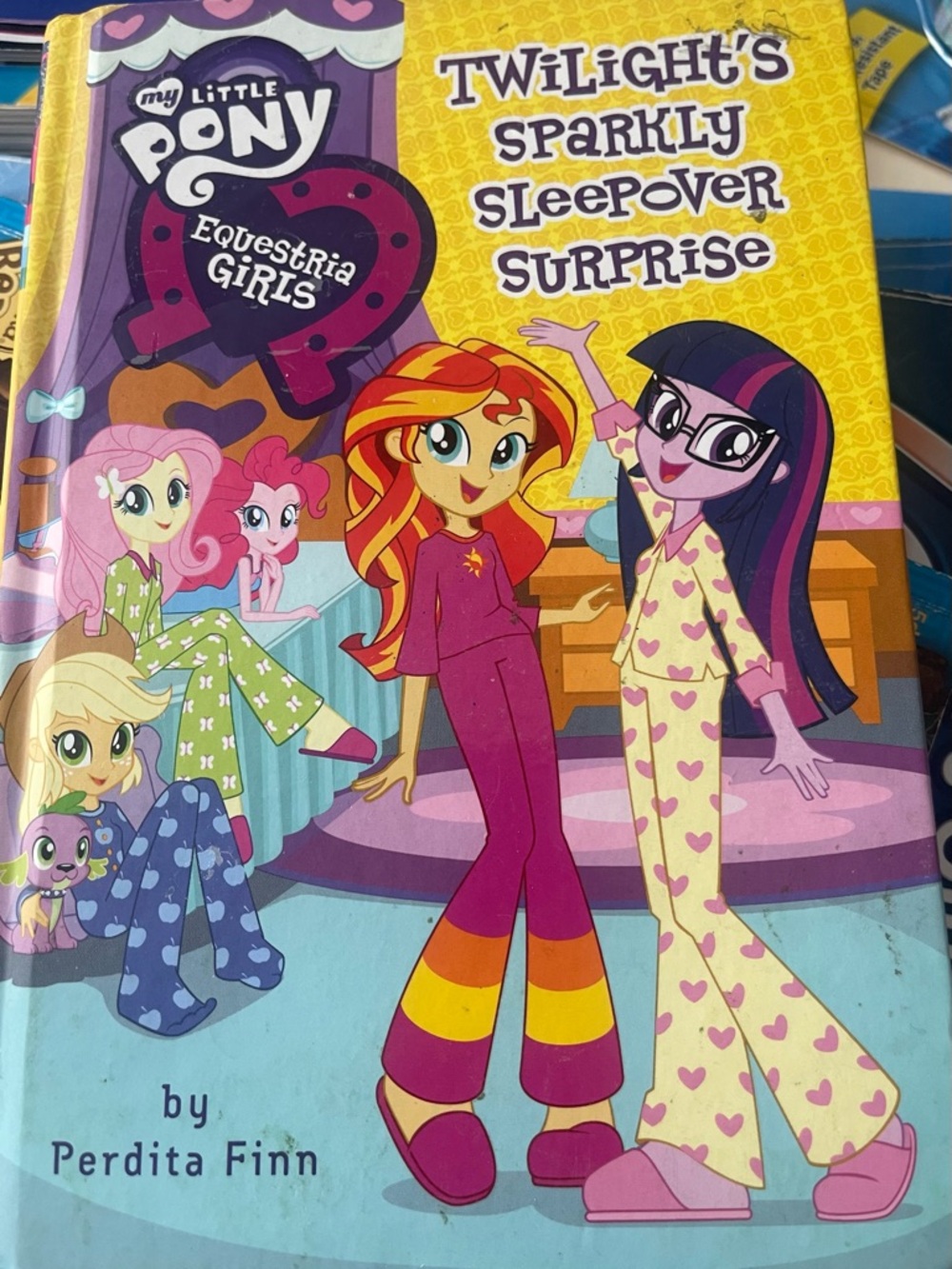 My Little Pony Twilight’s Sparkly Sleepover Surprise